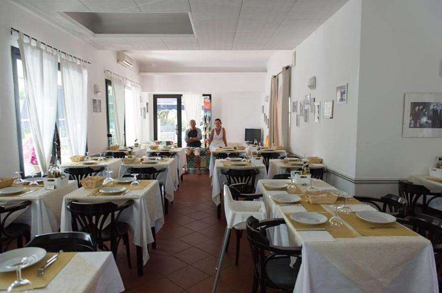 Hotel Annarita Rimini Kültér fotó
